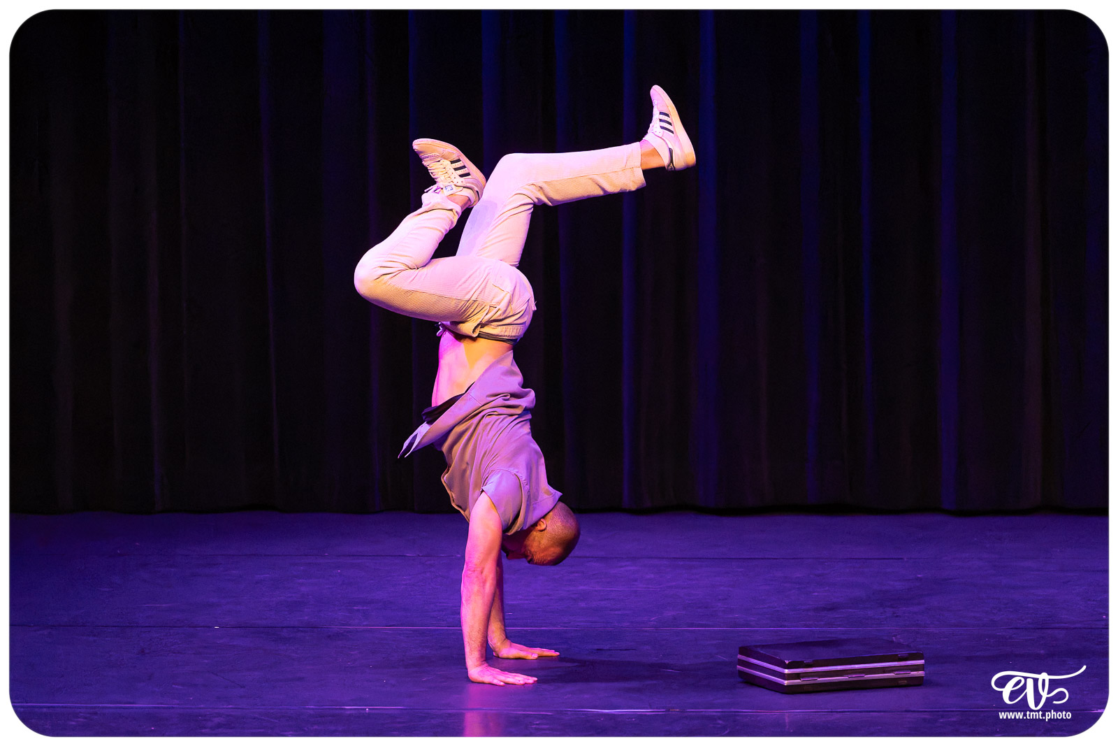 ECOLE DE DANSE CÉCILE ADAMOW